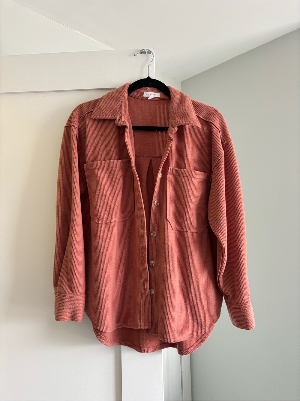 Women’s blu pepper shirt jacket pink ribbed Jacket in Dusty Rose